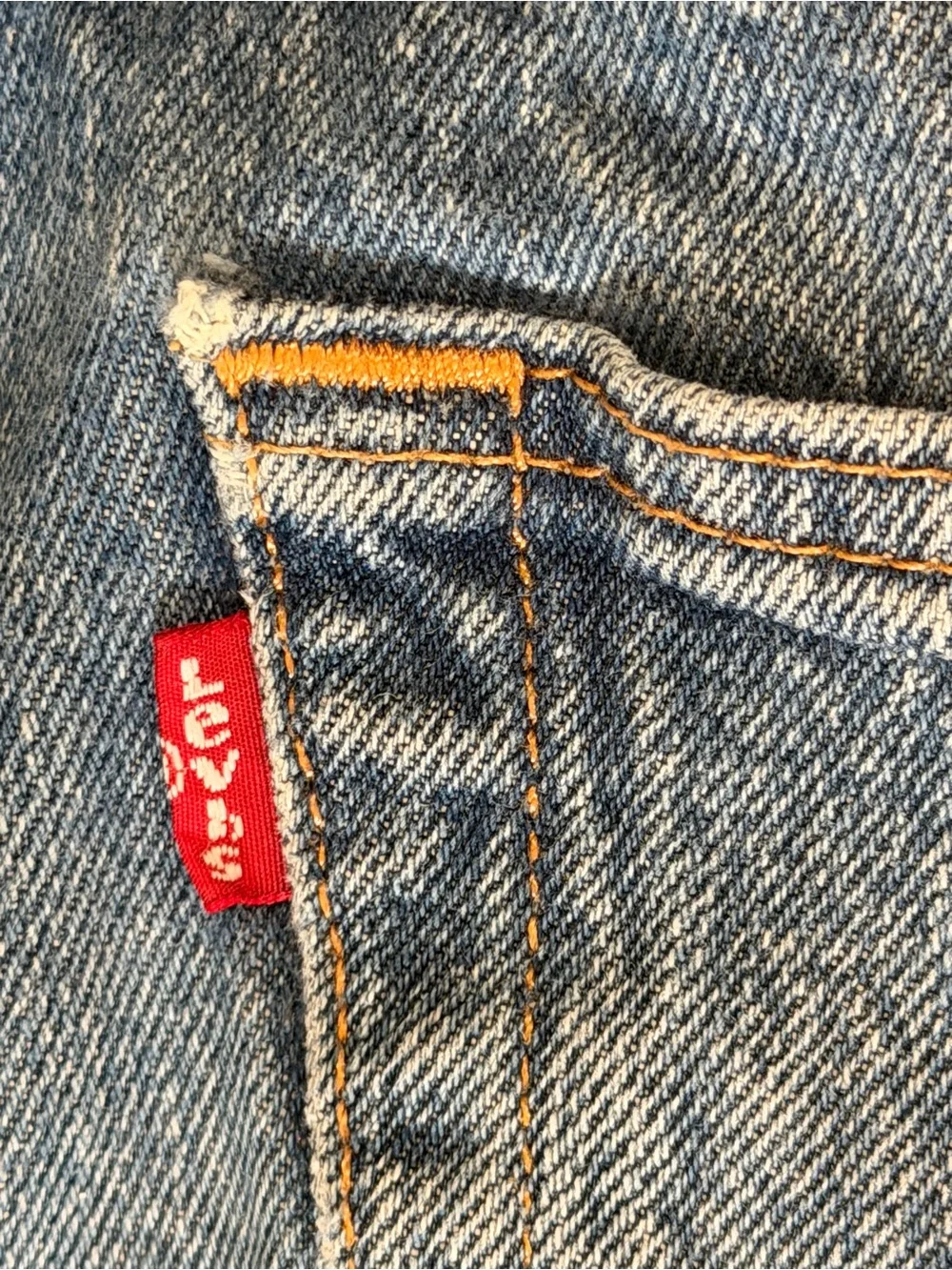 Levis 🔥 levi